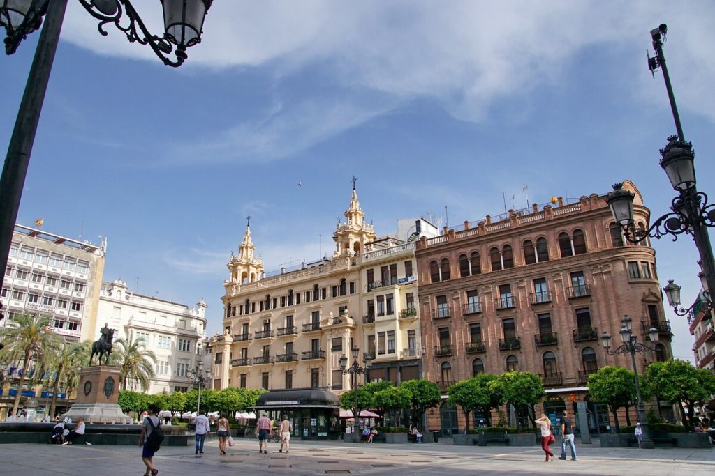 Plaza de las Tendillas de Córdoba: Historia y tradición en el corazón ...